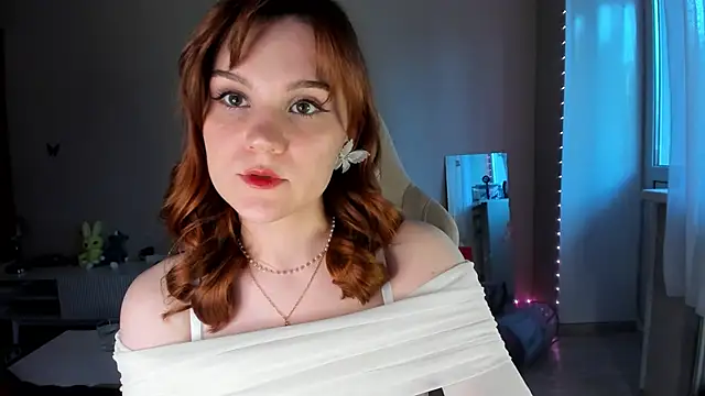 amelia braun online show from 06/18/26, 01:06