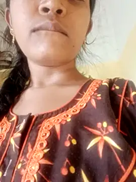 Snapshot of vanithaa_telugu chatting on 07/09/26, 06:39 vanithaa telugu online show from 07/09/26, 06:39
