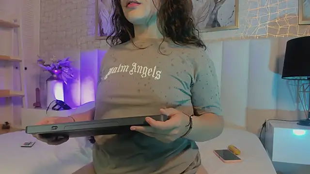 sofia vance online show from 07/11/26, 05:54