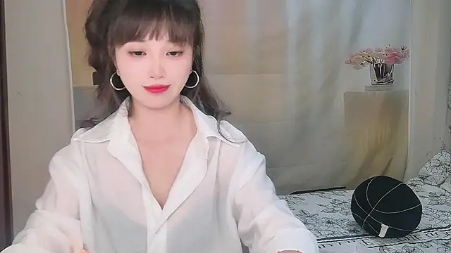 Yesqiko online show from 06/24/26, 02:49