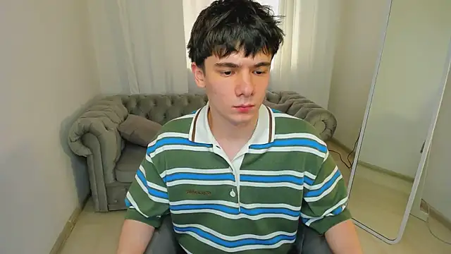 Snapshot of Ethan_Crowe chatting on 07/24/26, 10:35 Ethan Crowe online show from 07/24/26, 10:35