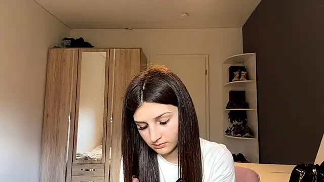 SpanishRooter online show from 06/14/26, 05:37