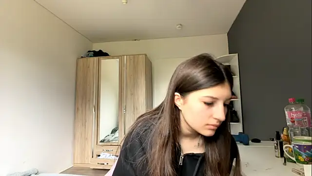 SpanishRooter online show from 07/27/26, 07:59