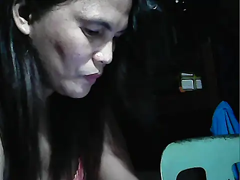 Snapshot of Scarletkiss01 chatting on 08/04/26, 05:21 Scarletkiss01 online show from 08/04/26, 05:21