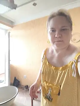 -ELLILOVE- online show from 06/14/26, 07:54