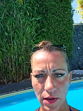 housewifebella online show from 06/24/26, 10:36