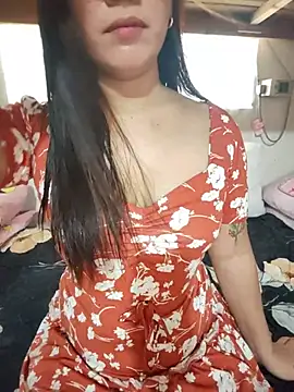 Snapshot of Hazel_28 chatting on 06/17/26, 04:48 Hazel 28 online show from 06/17/26, 04:48