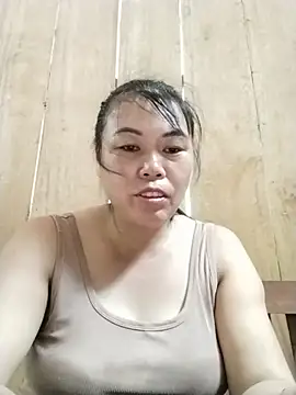 Snapshot of -Lemi- chatting on 07/02/26, 04:18 -Lemi- online show from 07/02/26, 04:18