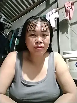 Snapshot of -Lemi- chatting on 07/18/26, 01:37 -Lemi- online show from 07/18/26, 01:37