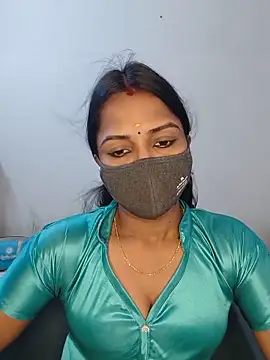 Snapshot of YALINITWO7_TAMIL chatting on 06/27/26, 09:58 YALINITWO7 TAMIL online show from 06/27/26, 09:58