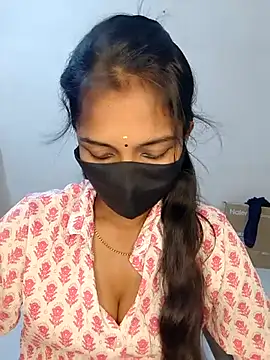 Snapshot of YALINITWO7_TAMIL chatting on 07/17/26, 06:57 YALINITWO7 TAMIL online show from 07/17/26, 06:57