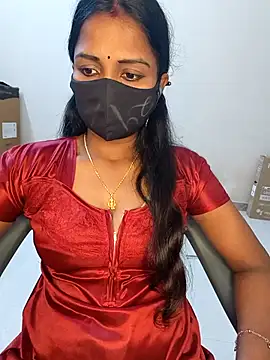 Snapshot of YALINITWO7_TAMIL chatting on 07/24/26, 02:37 YALINITWO7 TAMIL online show from 07/24/26, 02:37