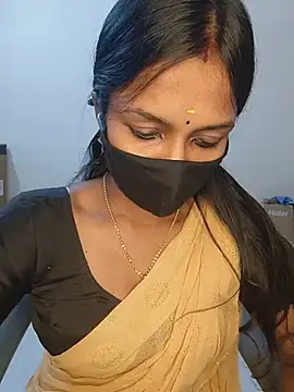Snapshot of YALINITWO7_TAMIL chatting on 07/25/26, 06:49 YALINITWO7 TAMIL online show from 07/25/26, 06:49