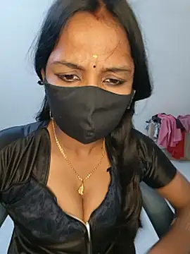 Snapshot of YALINITWO7_TAMIL chatting on 07/29/26, 08:18 YALINITWO7 TAMIL online show from 07/29/26, 08:18