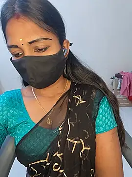 Snapshot of YALINITWO7_TAMIL chatting on 07/30/26, 09:19 YALINITWO7 TAMIL online show from 07/30/26, 09:19
