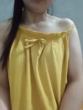 Snapshot of camri-zz chatting on 06/25/26, 10:47 camri-zz online show from 06/25/26, 10:47