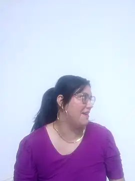 Snapshot of Sallydickinson chatting on 07/14/26, 04:23 Sallydickinson online show from 07/14/26, 04:23