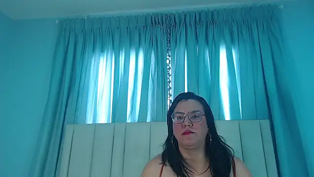 Snapshot of Sallydickinson chatting on 07/15/26, 03:17 Sallydickinson online show from 07/15/26, 03:17