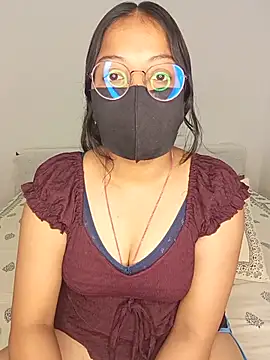 Snapshot of hottydisha chatting on 07/01/26, 05:09 hottydisha online show from 07/01/26, 05:09