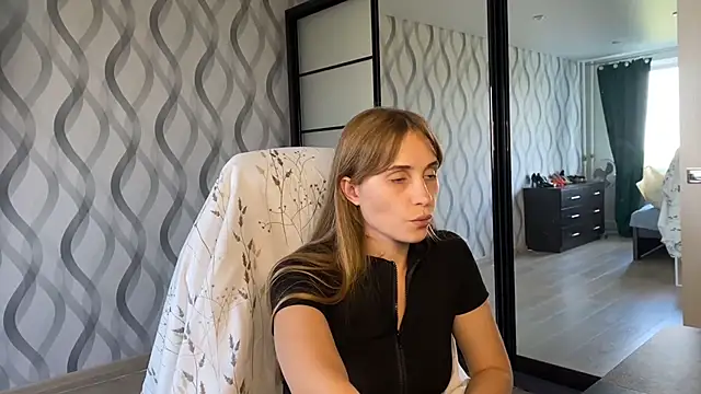 Miss Luna meow online show from 07/14/26, 03:51