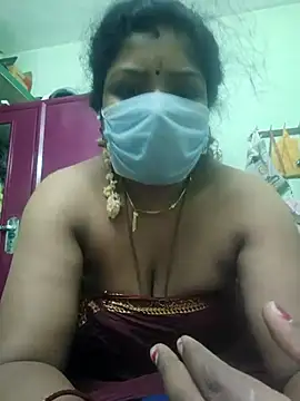 Snapshot of tamil-kamakanni chatting on 07/03/26, 10:54 tamil-kamakanni online show from 07/03/26, 10:54