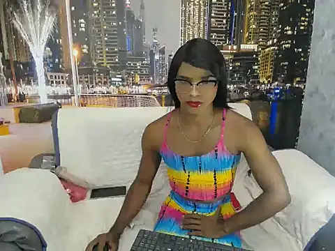 Snapshot of stefania_bragan chatting on 06/22/26, 06:16 stefania bragan online show from 06/22/26, 06:16