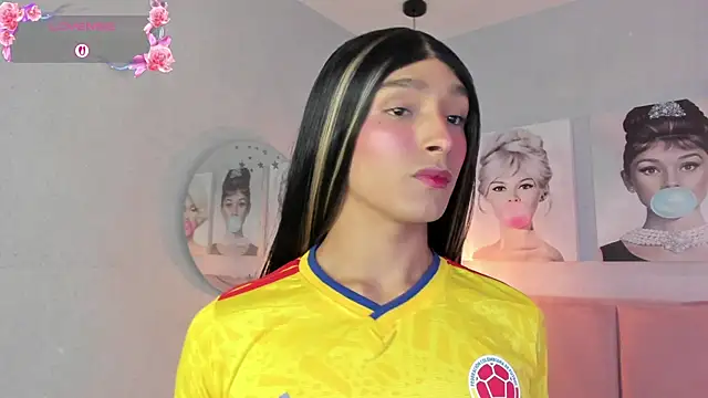 skinny dolltrans online show from 06/17/26, 09:49