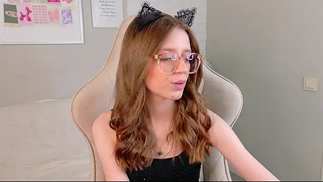 StellaMour online show from 07/27/26, 05:20