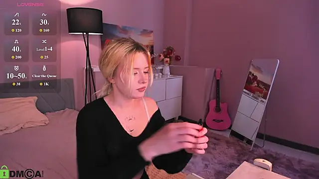 kikipeach online show from 07/14/26, 12:22