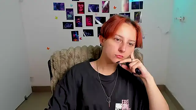 Dilara Kiss  online show from 07/04/26, 05:13