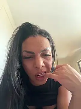 latinasexydoll online show from 06/17/26, 11:01