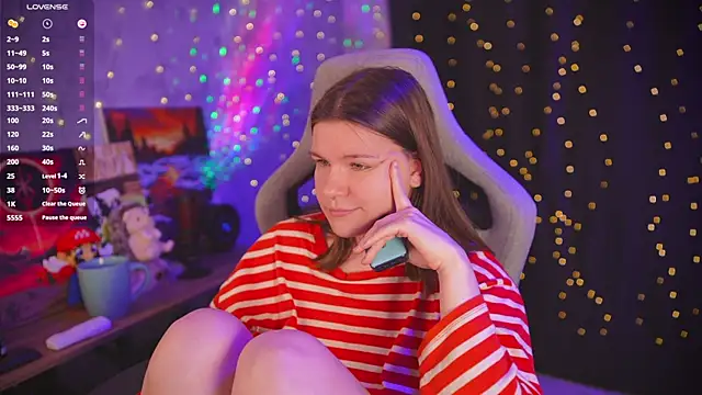 amberlyyy online show from 06/17/26, 02:29