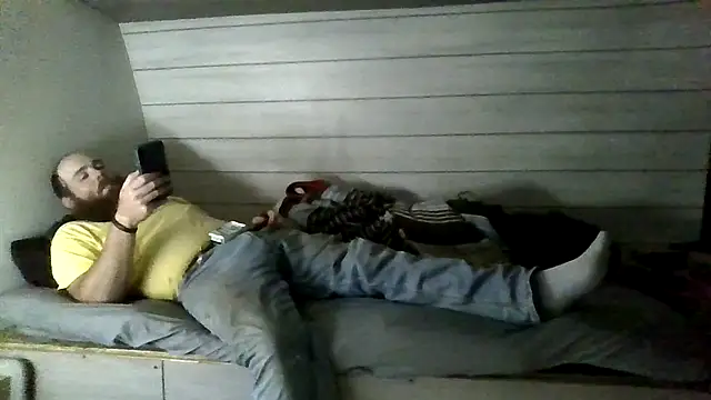 Snapshot of ThisGuy42o chatting on 07/15/26, 09:42 ThisGuy42o online show from 07/15/26, 09:42