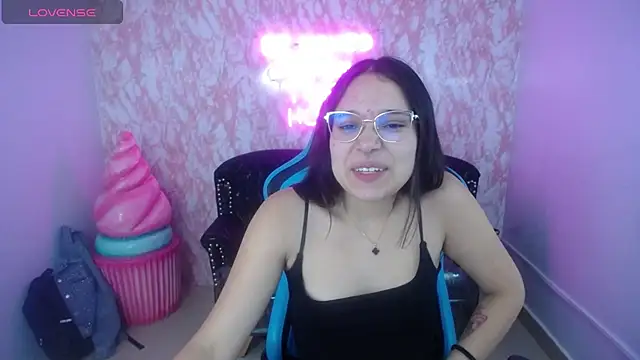 Lia Rose ch online show from 07/11/26, 03:09