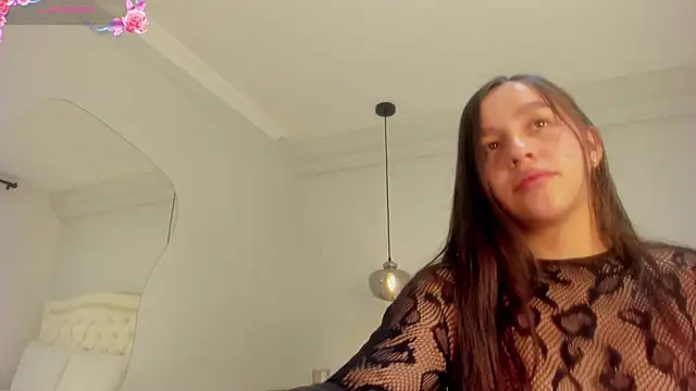 Snapshot of Alice__bennett chatting on 07/23/26, 02:04 Alice bennett online show from 07/23/26, 02:04