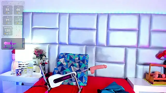 NinaNicole online show from 06/24/26, 12:26