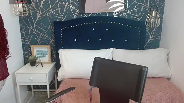 red liia tk online show from 07/23/26, 03:04