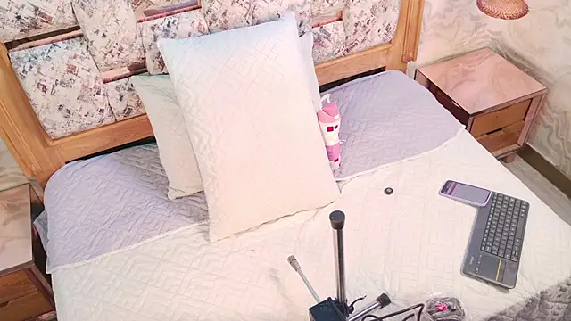 emily greco1 online show from 08/05/26, 11:35