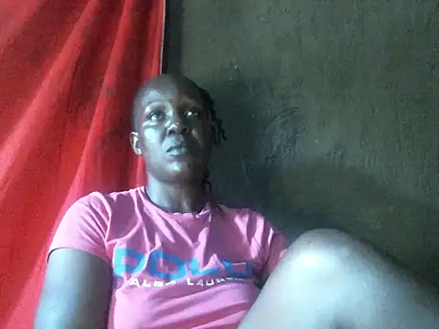 Snapshot of freaky-pussy2 chatting on 06/26/26, 07:46 freaky-pussy2 online show from 06/26/26, 07:46