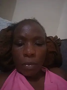 Lovergirlcute online show from 06/17/26, 06:42