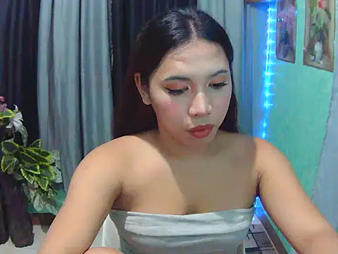 XCalixa online show from 07/28/26, 02:13