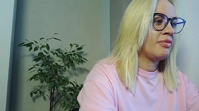 MariaTravel online show from 07/20/26, 01:46