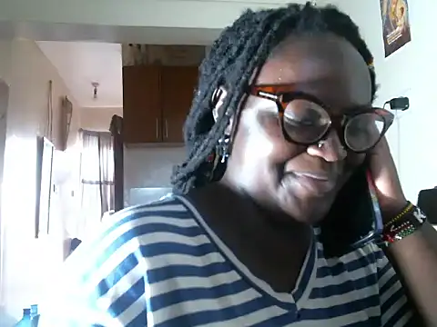 Snapshot of Thickysplashy chatting on 06/17/26, 12:40 Thickysplashy online show from 06/17/26, 12:40