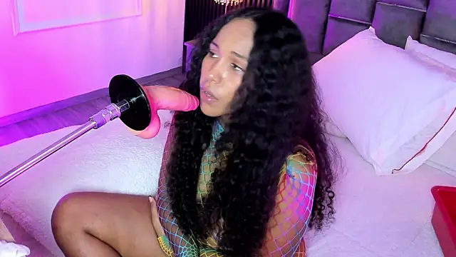 MiaBlackrose online show from 07/29/26, 05:00