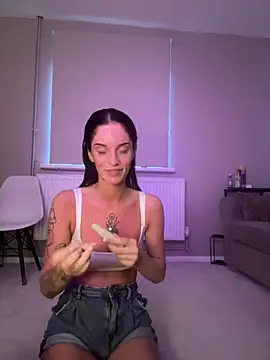 Emilysunrisex online show from 06/30/26, 08:10