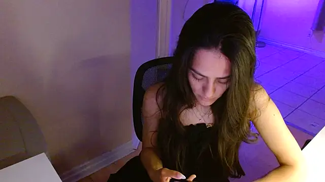 VeronicaBabygirll online show from 06/18/26, 04:46