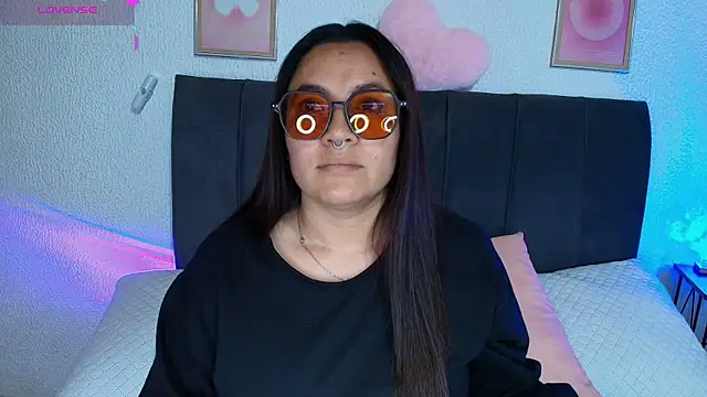 samm curvy online show from 07/02/26, 11:22