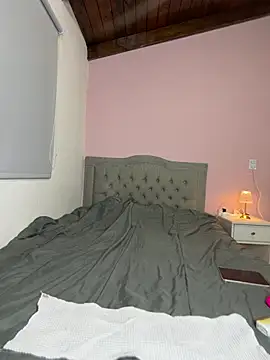 Snapshot of selina-sky chatting on 07/09/26, 02:59 selina-sky online show from 07/09/26, 02:59
