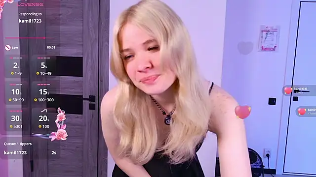 ChloeWells online show from 06/27/26, 03:44