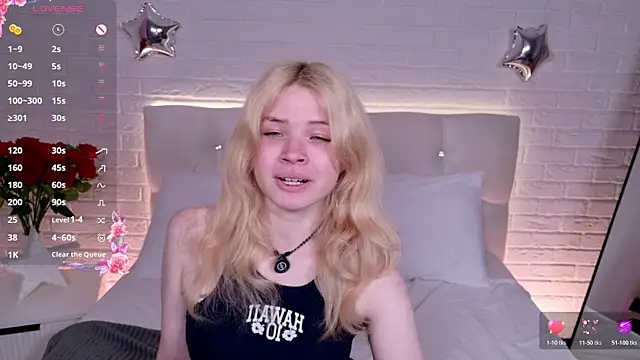 ChloeWells online show from 07/24/26, 03:37